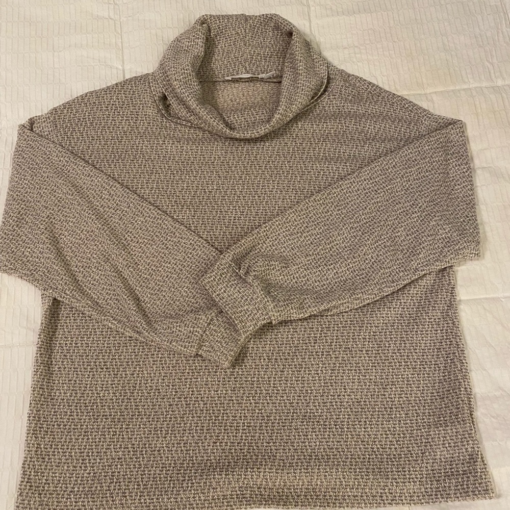 Cowl neck sweater Sz Medium